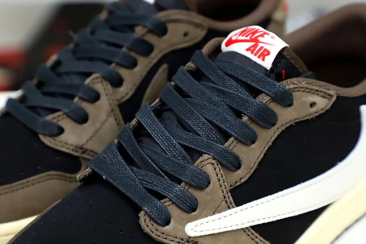 SP TS Jordan Kimikick x Jordan Travis OG Air Scott 1Low 0713